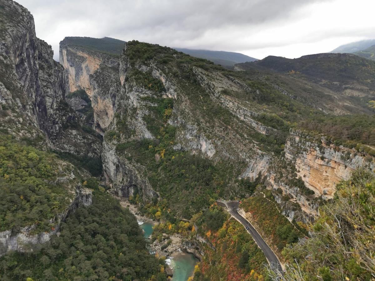 La Peyregoune, Logement En Pleine Nature Et Table D'Hotes Blieux Buitenkant foto