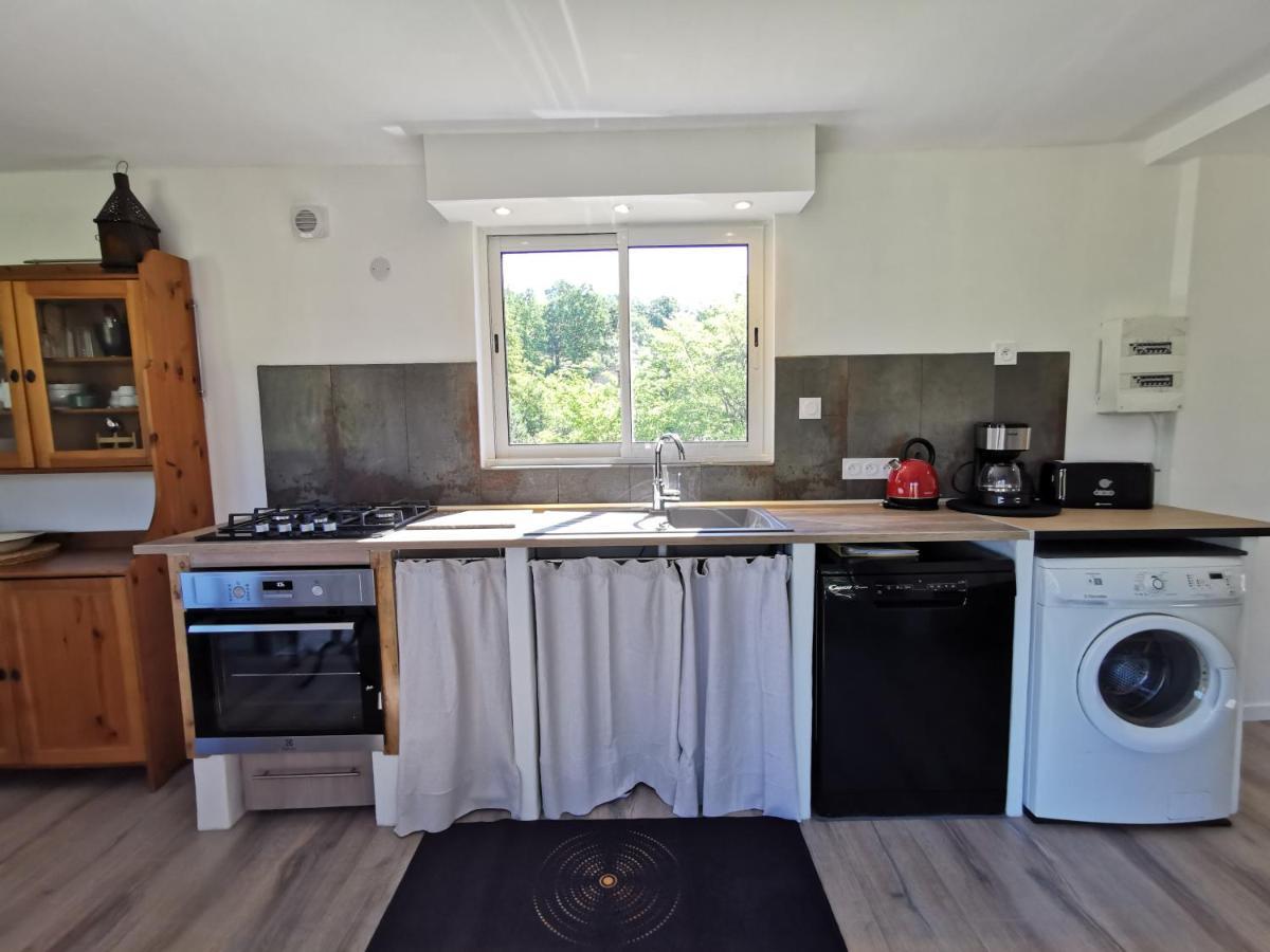 La Peyregoune, Logement En Pleine Nature Et Table D'Hotes Blieux Buitenkant foto