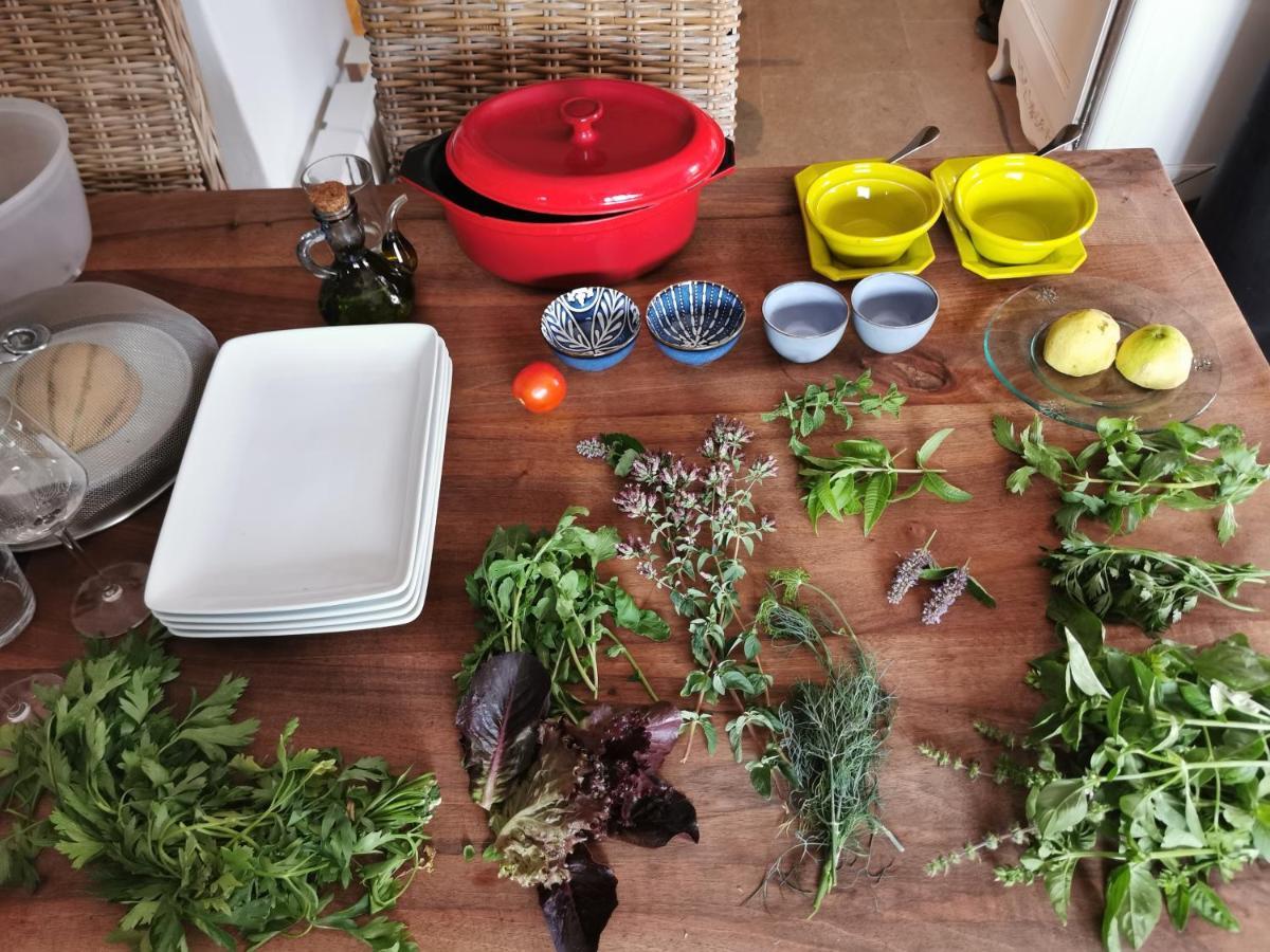 La Peyregoune, Logement En Pleine Nature Et Table D'Hotes Blieux Buitenkant foto