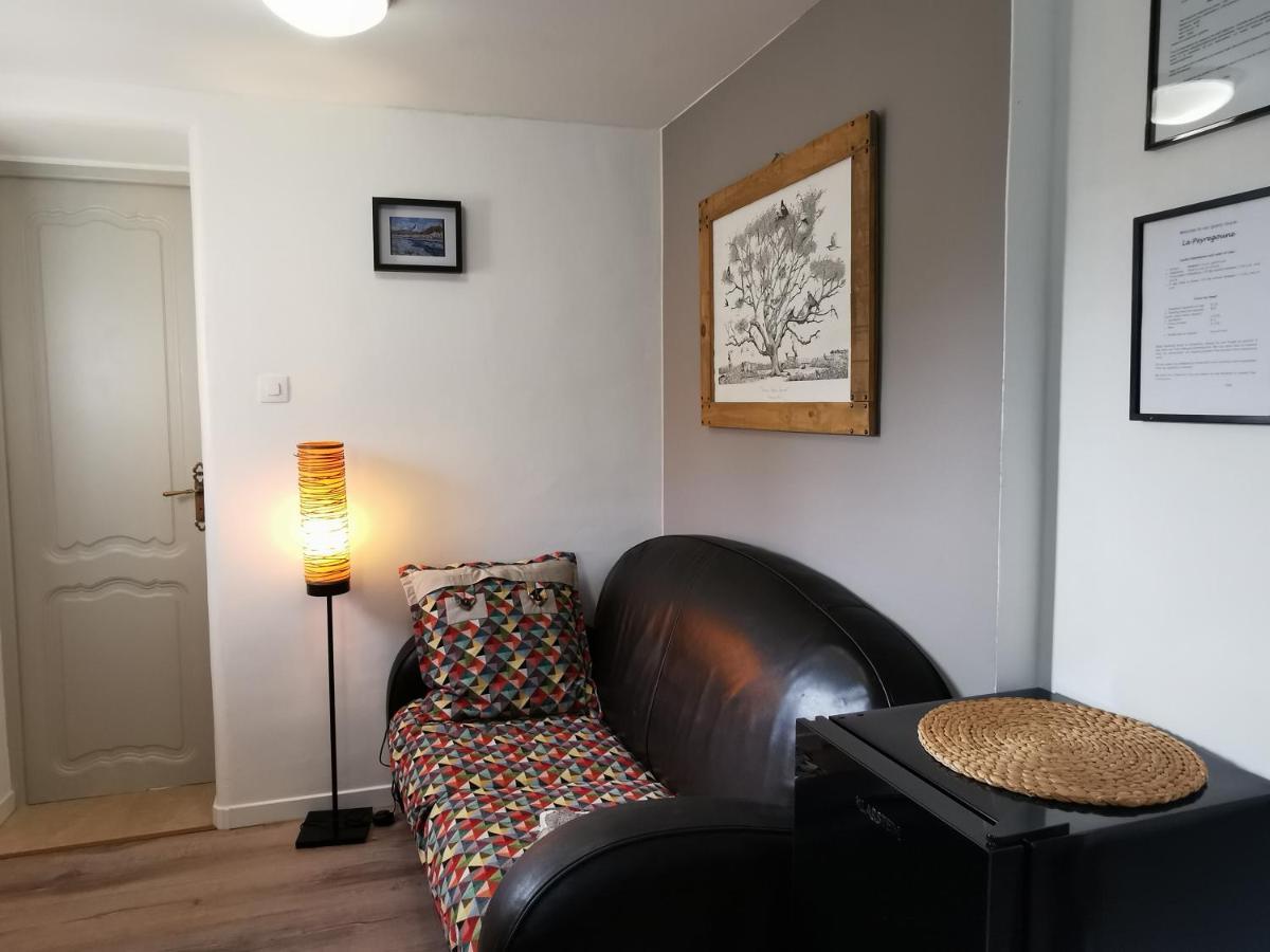 La Peyregoune, Logement En Pleine Nature Et Table D'Hotes Blieux Buitenkant foto